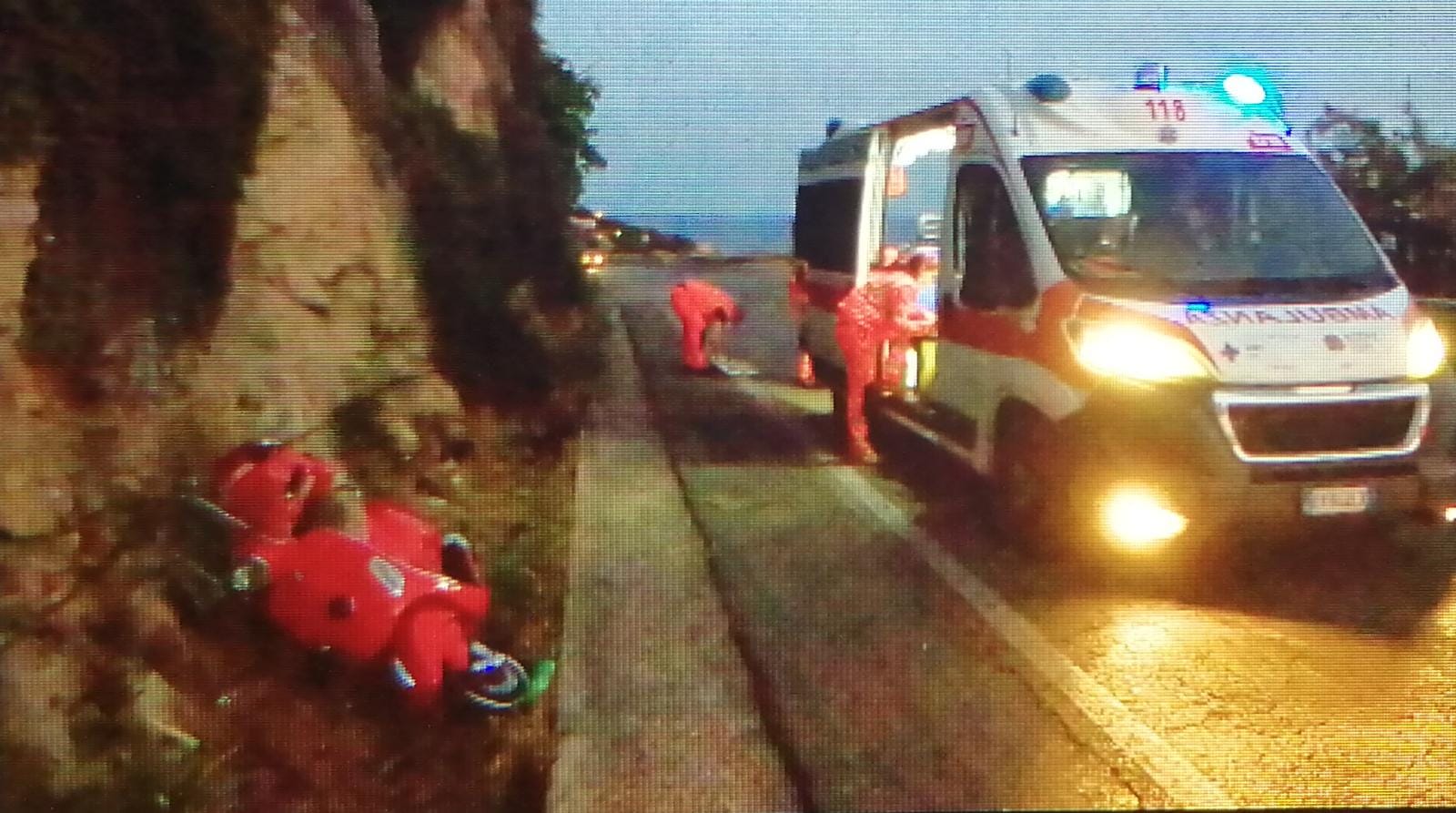 Incidente sulla Flacca, interviene eliambulanza (video) Gazzettino