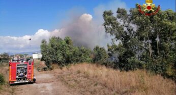 Maxi incendio, in fiamme 35 ettari di vegetazione