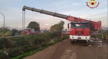 Auto nel canale, morto un uomo