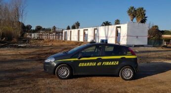 Villini su verde pubblico, la GdF sequestra area di circa 10mila mq.