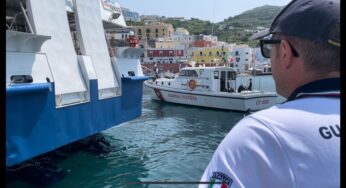 Esercitazione antincendio sull’Isola di Ponza. Simulato incidente a bordo della M/N HSC Agostino Lauro