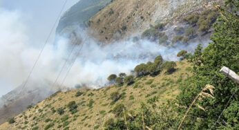 Intervento aereo e terrestre a Itri per fermare il devastante incendio sul dorsale montano nordorientale