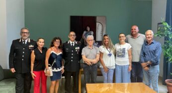 Una targa per il pensionamento del maggiore Emilio Mauriello