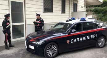 Formia, estorce e rapina la ex: denunciato