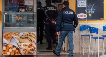 Minturno, controlli amministrativi agli esercizi commerciali del centro cittadino