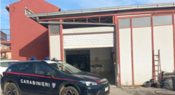 Carrozzeria abusiva, denuncia e sanzione per il titolare