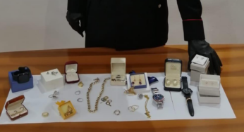 Furto in un’abitazione, in arresto 5 cittadini slavi