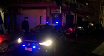 Rapina un negozio di telefonia a Itri, 17enne si costituisce