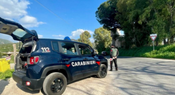 Aggredì la compagna con schiaffi e pugni, domiciliari per un 46enne