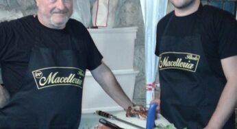 La salsiccia si sposa con le olive, accade a Itri