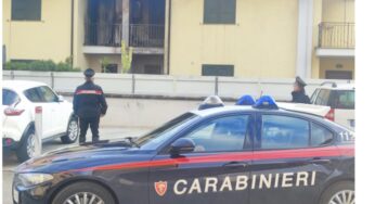 Incendio in una villetta in via Anxur