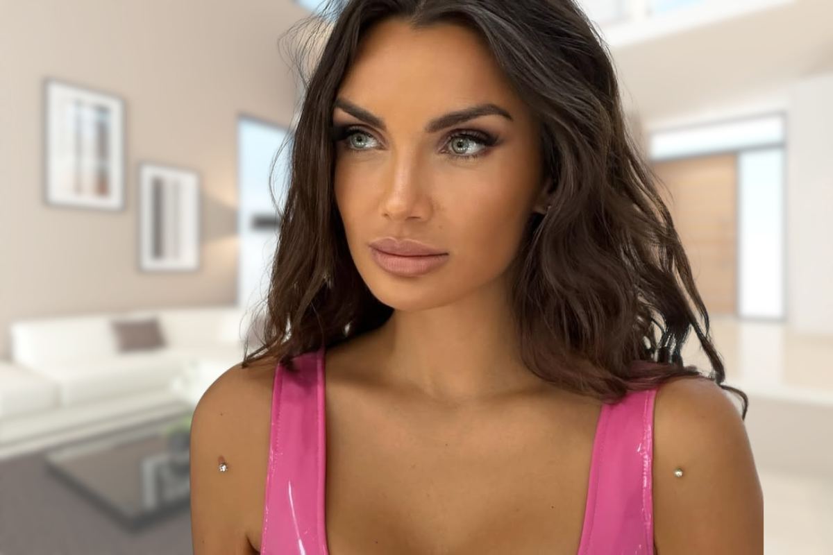 Elettra Lamborghini Dove Vive La Splendida Artista Da Restare A Bocca 