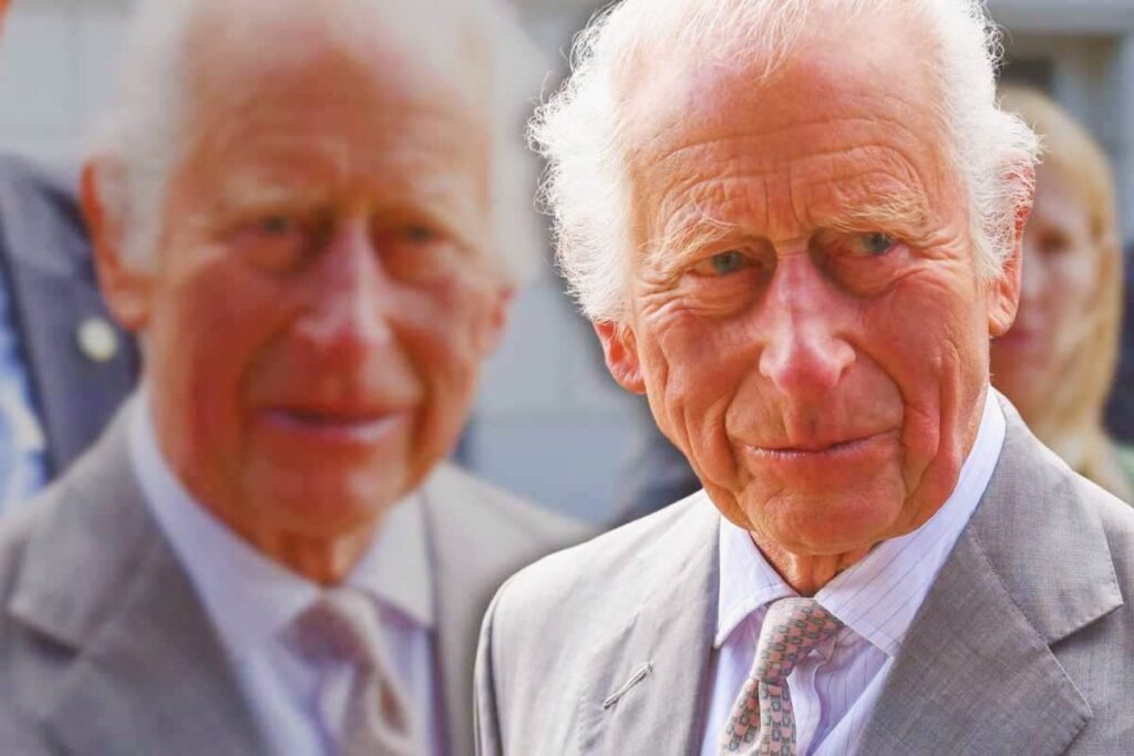 doppia immagine re carlo primo piano e sfocata