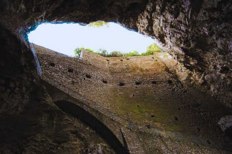 montagna spaccata