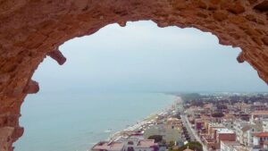 Riapre Villa delle Rose: 150 specie di palme e altre bellissime sorprese a Gaeta